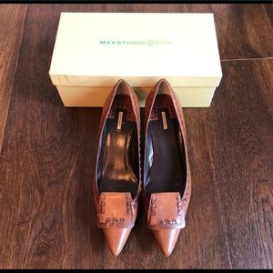 Max Studio Ivanhoe camel leather heels size 10M